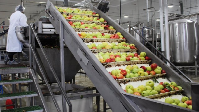 'How is Fruit Juice Making Process - Modern Fruit Juice Production Factory -  Juice Processing'