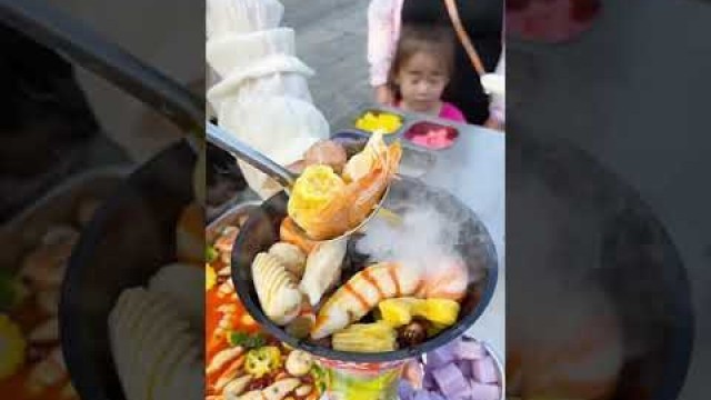 'Taiwanese Street Food Liuhe Tourist Night Market #shorts EP3'