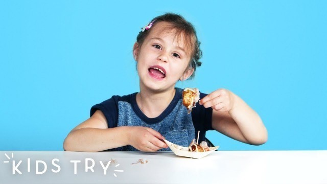 'Kids Try Street Food from Asia | Kids Try | HiHo Kids'