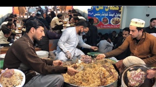 'Kabuli Afghani Peshawari Pulao Asian Street Food Peahawar'