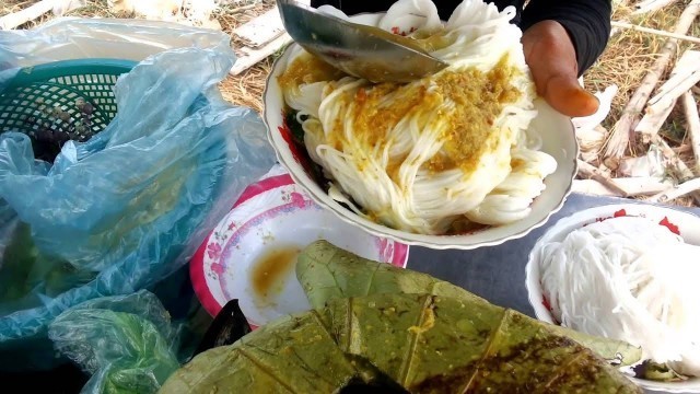 'Asian Street Food - Yummy Cambodian Traditional Noodles - Youtube'