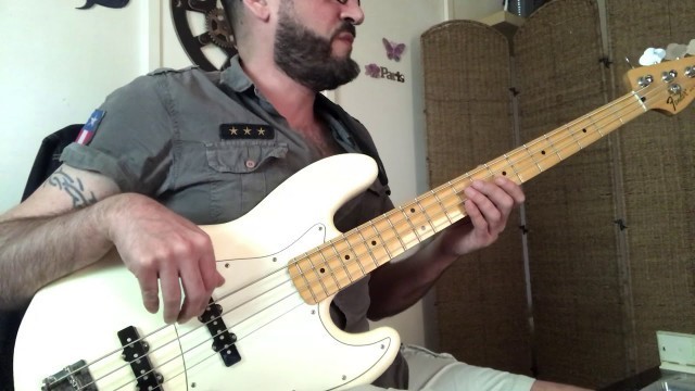 'Food for thought UB40 bass cover'