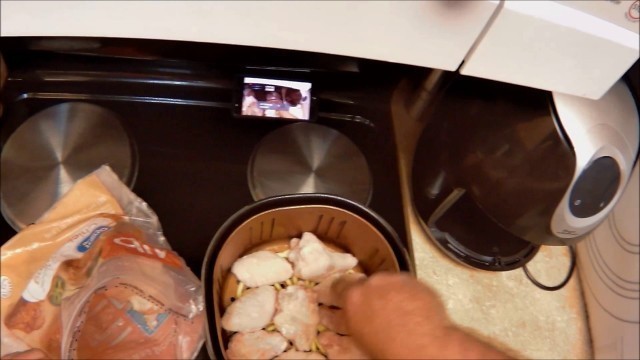 'Frozen Air Fryer Wings'