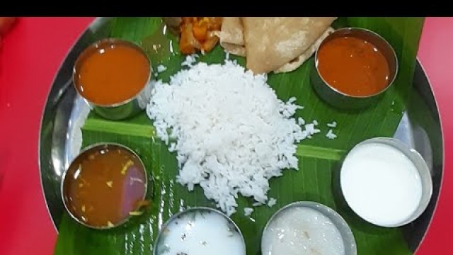 'South indian full dise in mysore,Travel Masti Food subscribe my channel,TMF South indian thali food1'