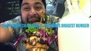 'London Food Challenges | Goku X JoJo Slipzz VS London\'s Biggest Burger!'