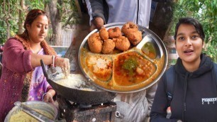 'India’s Hardworking Couple Selling Early Morning Breakfast | Street Food India'