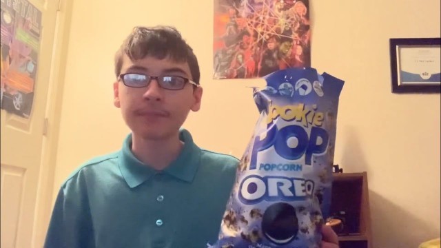 'Noah’s Food Review: Cookie Pop Oreo Popcorn'