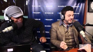 'Adam Richman Discusses \"Man Finds Food,\" Shares Simple Recipes & Showcases Hip-Hop Knowledge'