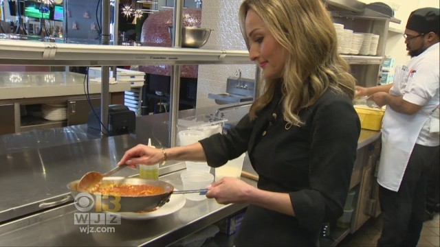 'Food Network Star Hosts Private Grand Opening Of Horseshoe Casino Restaurant'