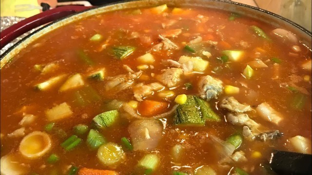 'OLD SCHOOL HEARTY CHICKEN AND VEGETABLE SOUP(MADE FROM MY IMPERFECT FOODS BOX /LESS THAN 10$)'