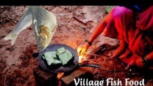 'Outside fish cooking in village with dog / ASMR Cooking sound/ indian food fish fry street food'