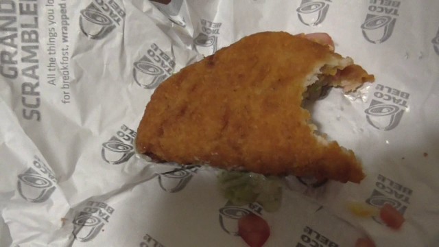 'Fast Food Reviews!! The New Naked Chicken Chalupa From Taco Bell!! Alpena Michigan Hail 2017'