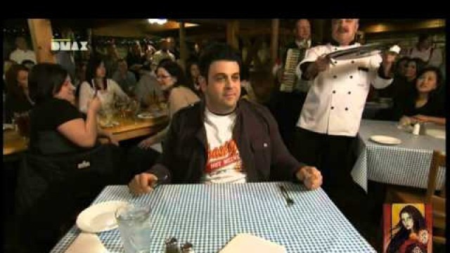 'Man vs Food - Un Würstel da 1 metro'