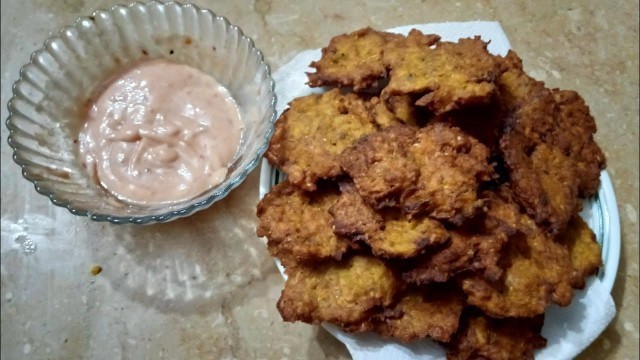 'potato fritters spicy and delicious./creative food'