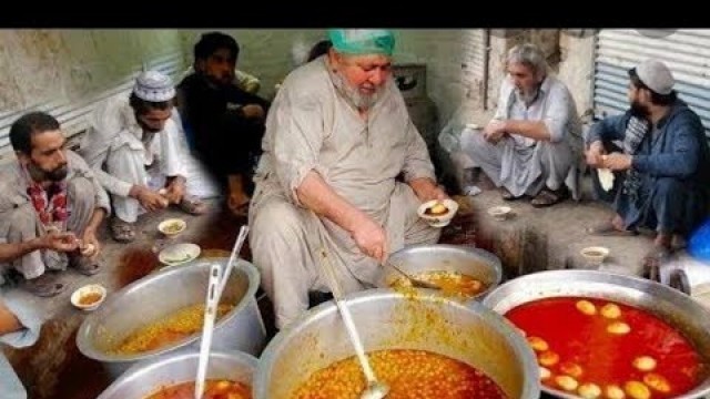 'SASTA KHANA IN PESHAWAR | SASTA DHABA FOOD | CHEAPEST DHABA FOOD | PAKISTANI FOOD STREET'