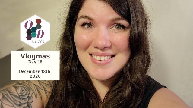 'Vlogmas Day 18! Making Christmas Cracker Candy, An Imperfect Foods Unboxing, and Flinging Chickens?'